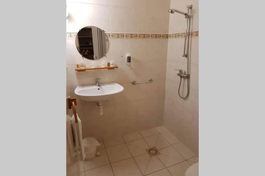 Residence Val & Rom Jarnac-Champagne Bagian luar foto